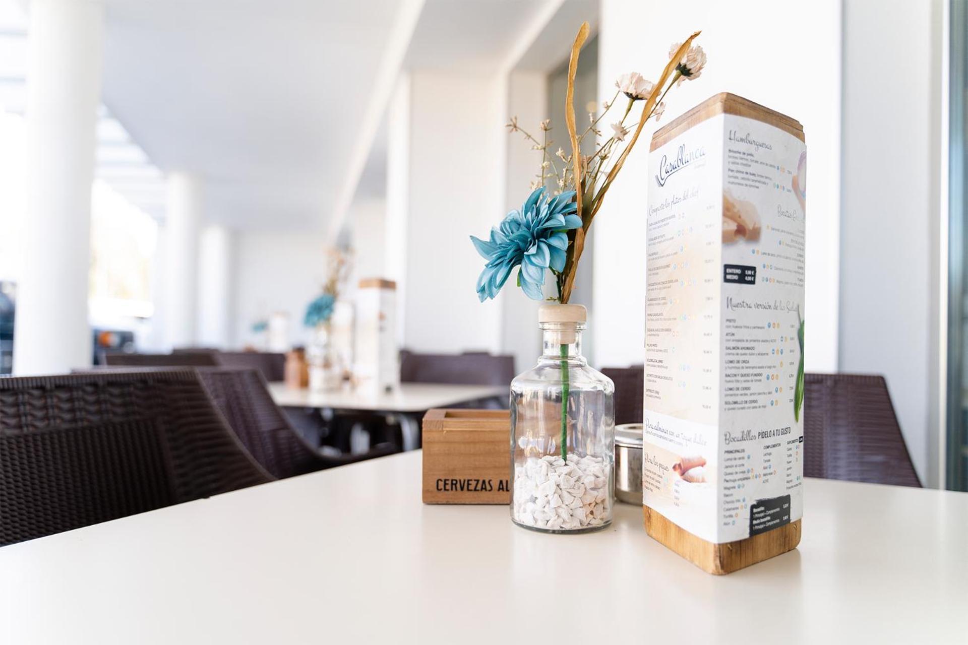 Pension Restaurante Casablanca Торреперохиль Экстерьер фото