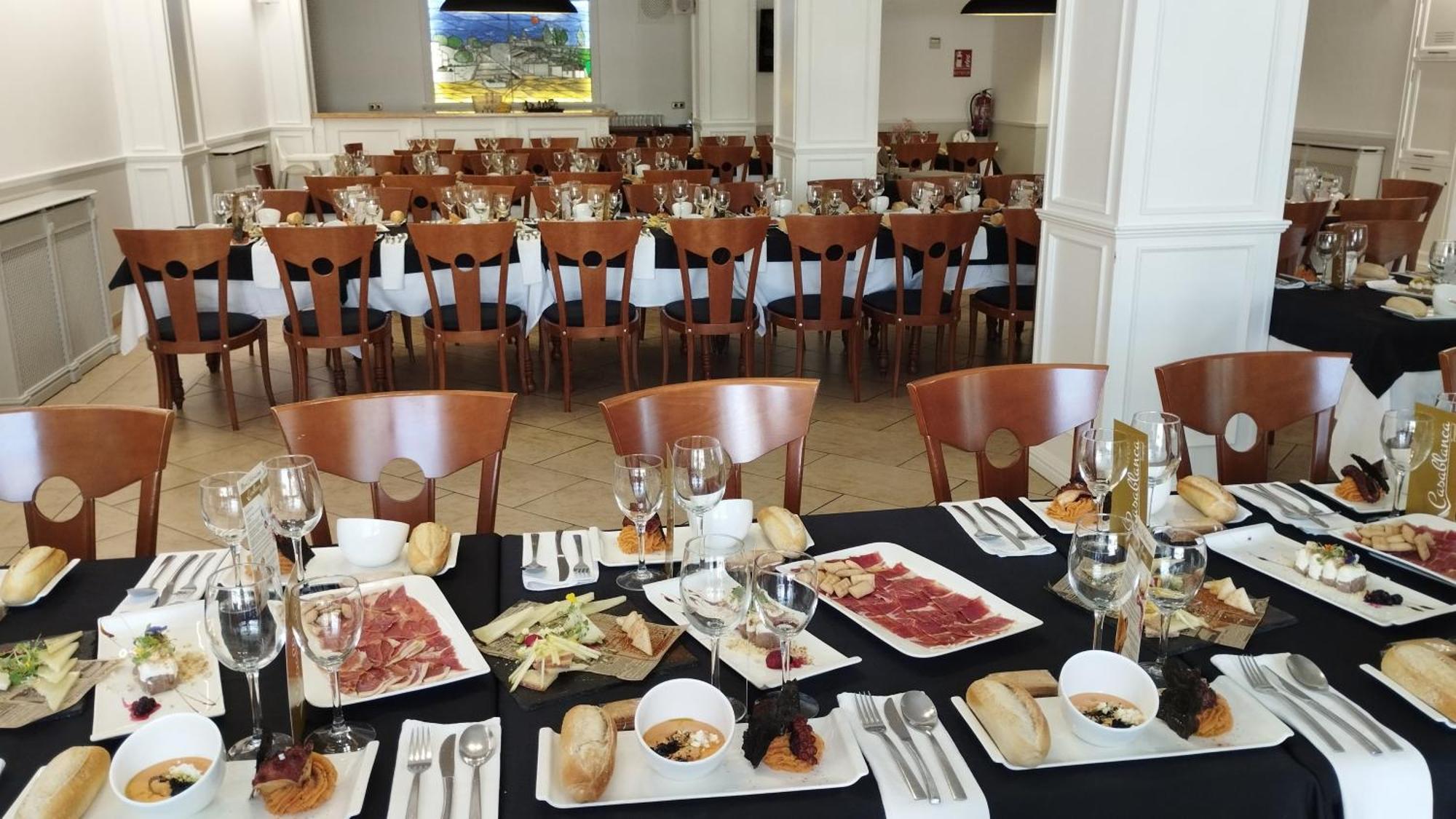 Pension Restaurante Casablanca Торреперохиль Экстерьер фото